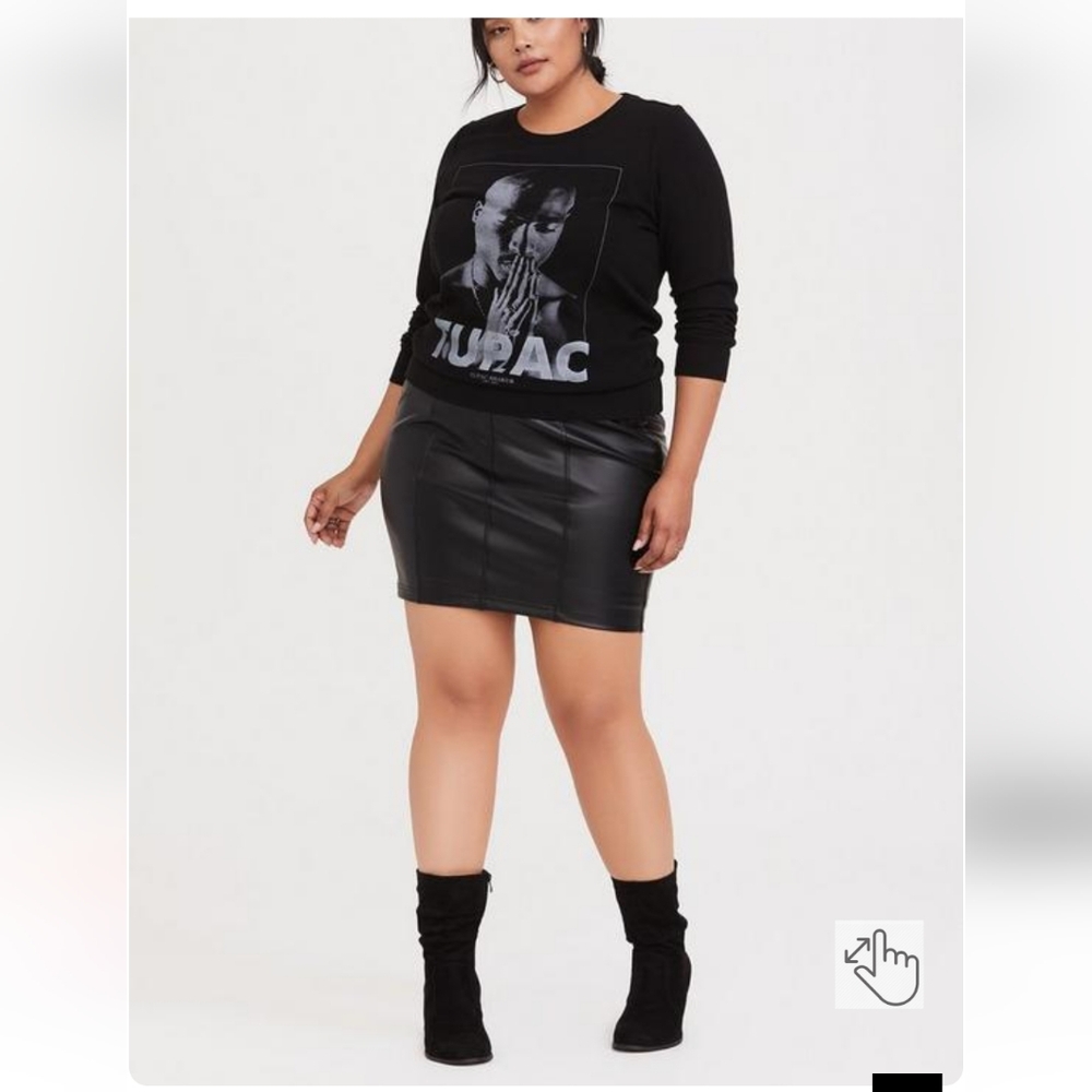 Torrid Tupac Black Pullover Fleece Sweatshirt